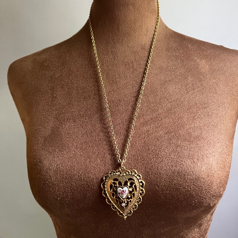 Vintage Gold Filigree Heart Rose Enamel Pendant Necklace 24 Inch Cottagecore